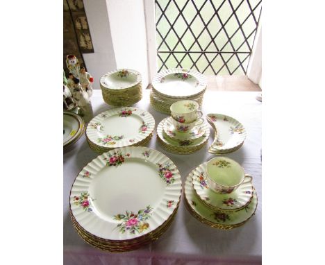 A quantity of Royal Worcester Roanoke pattern dinner and tea wares comprising seven dinner plates, fourteen dessert plates, t