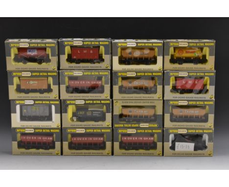 Wrenn - OO gauge Goods wagons, W5030 LMS ventilated van x2, W5036 Hoveringham Hopper x4, W5040 Shell petrol tanker, W5041 Mob