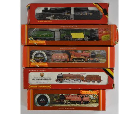 Hornby Railways - OO gauge R.053 4-6-0 Locomotive and tender, City of Manchester, LNER green livery, Rn 2862;  others R.357 4