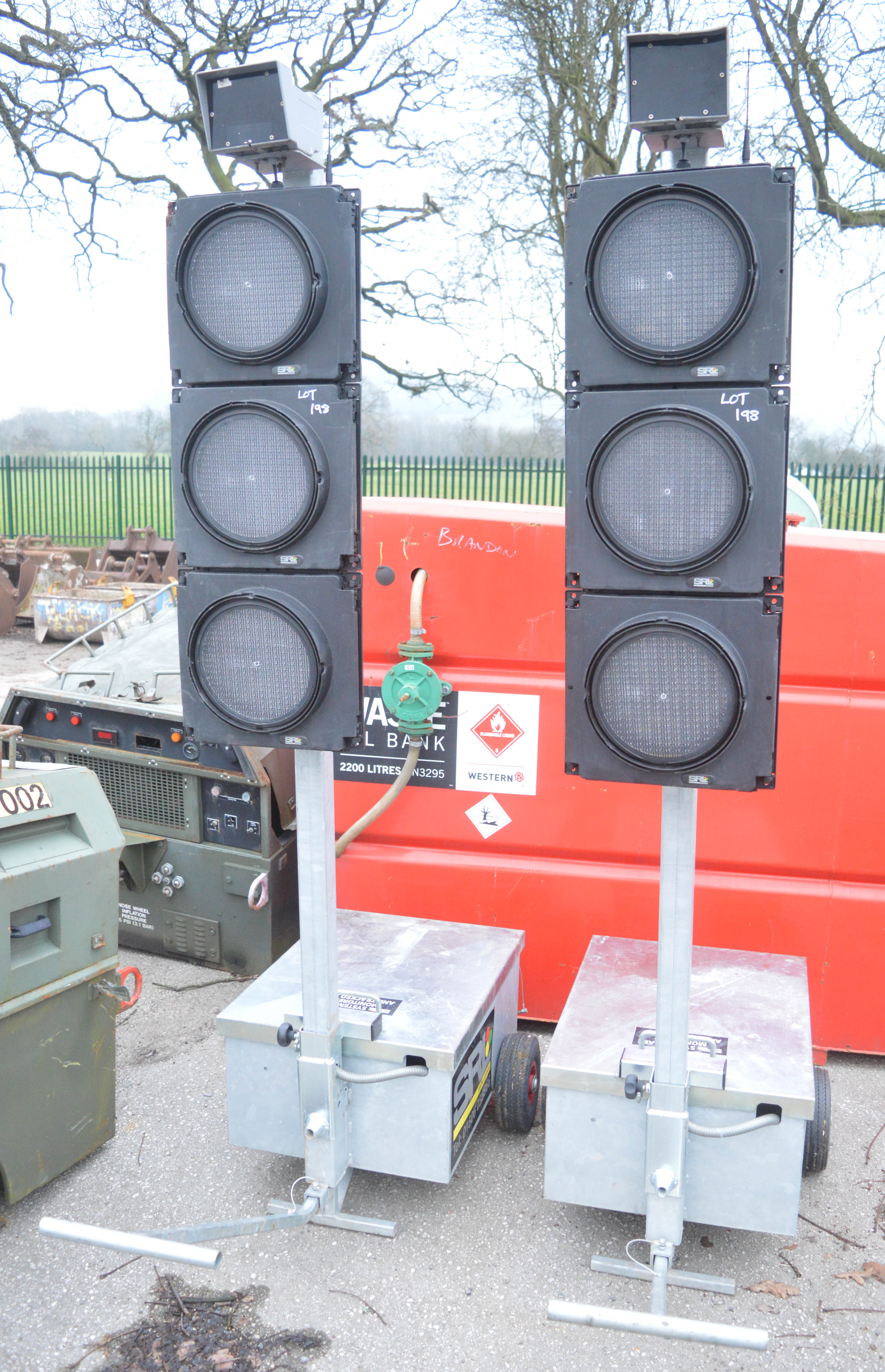 SRL 2way traffic light set c/w charger