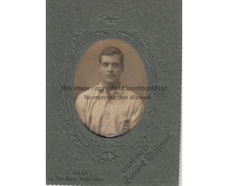 SHEFFIELD UNITED 1906    Visiting card ( carte de visite ) issued by Bernard Wilkinson (Sheffield United and England) , inclu