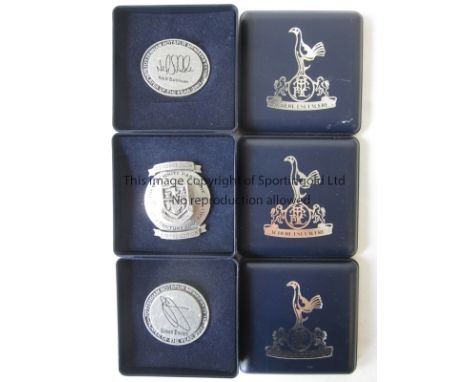 TOTTENHAM   Three Tottenham pins for Members Club 2000 (Limited Edition), Tottenham Player of the Year 2001 (Neil Sullivan) a