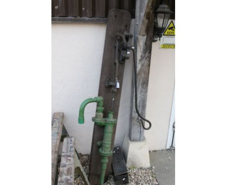 Large Vintage Garden Pump, 146cms high mounted on a Wooden Plinth together with Boxed Dunlop Stanley Footpump