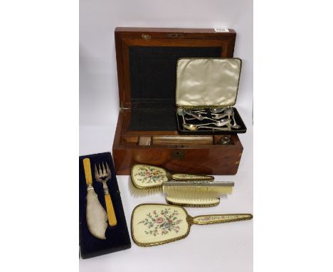 Vintage collectables. Shipping Group (A). 