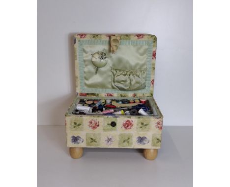 Vintage sewing box to include assorted haberdashery items. Shipping Group (A). 