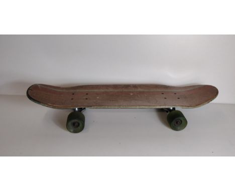 Vintage Globe branded skateboard. Shipping Group (A). 