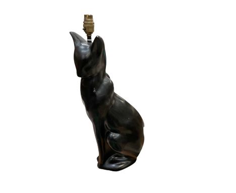 Large vintage black plaster table lamp in the form of a Siamese cat, together with a Tiffany style light shade (2)