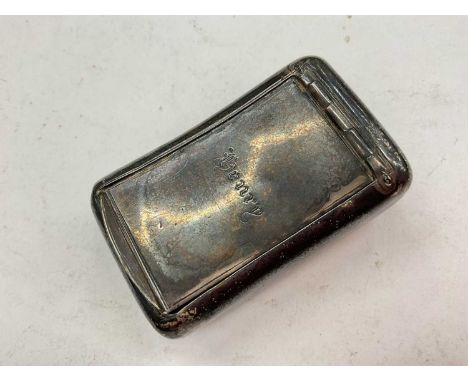 Georgian silver snuff box, engraved 'Henry' to the lid and 'Open to all and Influenced by none' to the reverse (London 1813) 