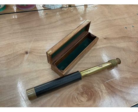 Ross Morrel brass telescope in wooden case.Appears to be in good working order