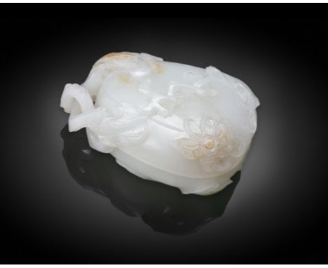 PROPERTY FROM THE F.G. COLLECTION OF JADE CARVINGS  A RARE AND IMPORTANT WHITE JADE ‘MELON AND BUTTERFLY - 瓜瓞綿綿’ LINKED BOX A