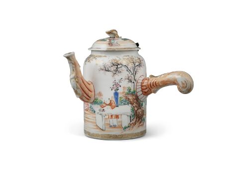 A CHINESE EXPORT PORCELAIN ‘MANDARIN EXPORT’ HOT CHOCOLATE POT AND COVER CHINA, QING DYNASTY, 18TH CENTURY, CIRCA 1780 Possib