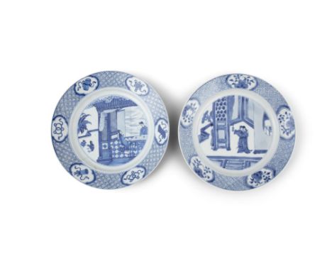 A NEAR PAIR OF BLUE AND WHITE 'ROMANCE OF THE WESTERN CHAMBER' PORCELAIN DISHES CHINA, QING DYNASTY, POSSIBLY KANGXI PERIOD I