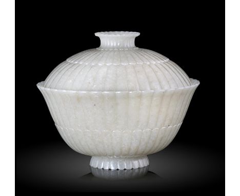 PROPERTIES FROM A NOTED COLLECTION OF JADES AND SNUFFBOTTLES  *A MUGHAL-STYLE JADE BOWL AND COVER CHINA, QING DYNASTY The cov