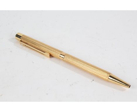 Sheaffer 18 carat gold case ballpoint pen, with engine turned decoration