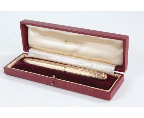Parker 9 carat gold cased fountain pen, with engine turned decoration, with box