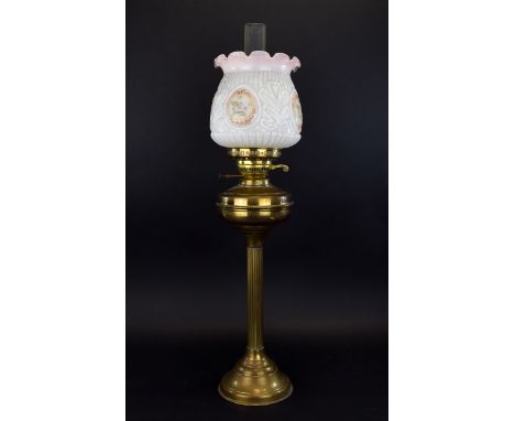 Late Victorian Period Brass Oil Lamp, Twin Wick Moulded Two Tone Colour Shade with Floral Patterns. In Original State - Pleas
