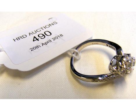 An 18ct gold two stone crossover diamond ring - 1.56ct - Size M 