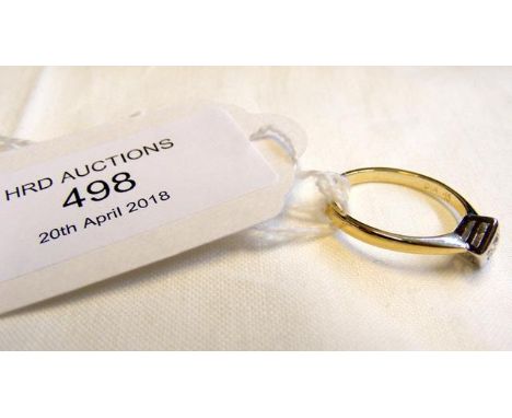 An 18ct yellow gold Solitaire diamond ring - .15ct - Size N 