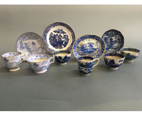 Caughley ‘broseley’ pattern marked gilt rimmed three cups, three bowls (one marked), two saucers, plate and dish. IMPORTANT: 