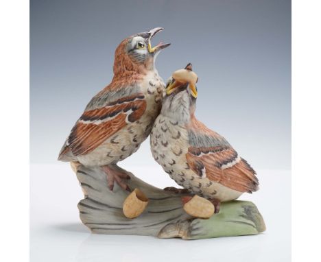 Boehm porcelain bird figurine titled Brown Thrasher Hedglings, model 400-72, designed by Edward Marshall Boehm. This hand-pai