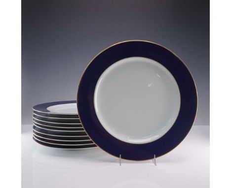 Set of 10 elegant dinner plates in the Opaline Bleu de Sevres pattern. These fine plates feature pristine white centers borde