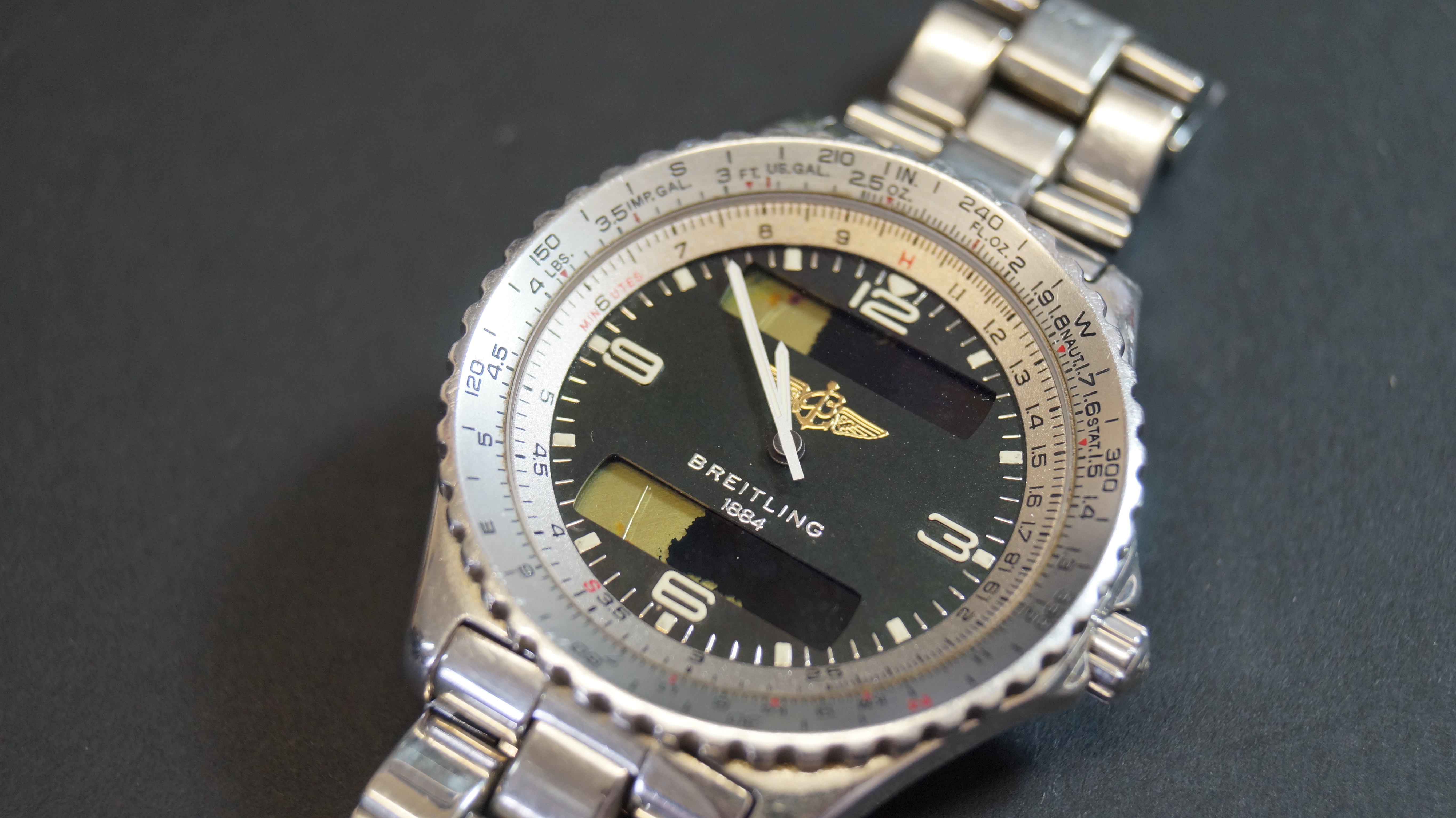 A Breitling Chronospace stainless steel gentleman's quartz wristwatch
