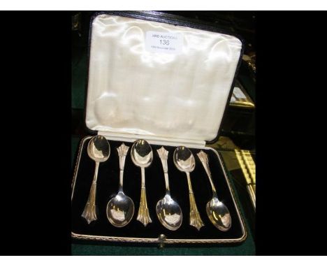 Set of six silver teaspoons in presentation case 
