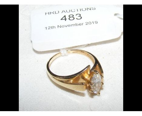 A 14ct gold ring with oval stone mount 