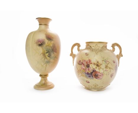 ROYAL WORCESTER BLUSH IVORY POT POURRI VASEcirca 1896, with pierced and moulded twin handles and decorated with poppies, with