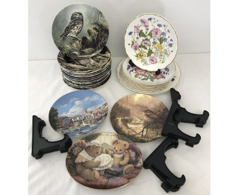 A collection of ceramic collectors plates, including Wedgwood, Royal Albert & Royal Doulton. To include a set of 12 Owl plate