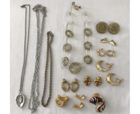 A small quantity of vintage designer jewellery. To include Givenchy, Sarah Coventry, Agatha and Margherita Ruonaano, Italy. 