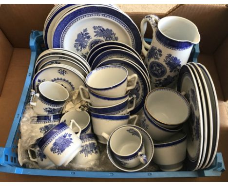 A box of Copeland Spode china. To include 'Spodes Fitzhugh' and 'Newburyport Blue' patterns. 