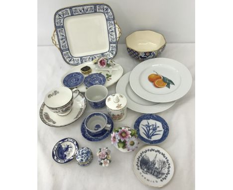 A quantity of ceramics to include Spode "Italian", Wedgwood "Kutani Crane" cup and saucer, Mason's "Applique" bowl and Royal 