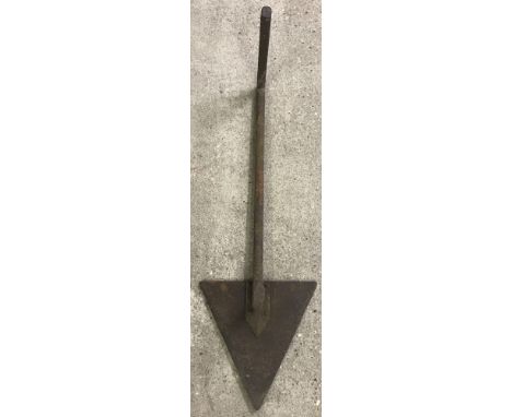A vintage T bar handled peat/moss cutter.  Approx. 95cm long.