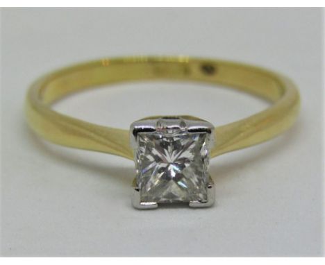 18ct princess cut diamond solitaire ring, the stone 0.45cts approx, size M, 2.7g 