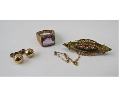 14ct amethyst dress ring, size M/N, together with a Victorian 9ct brooch and a pair of 9ct stud earrings, 10.7g total (4) 
