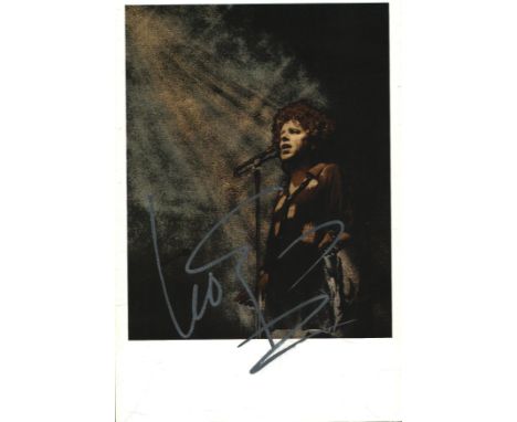 Leo Sayer Singer Signed Promo Photo . Good condition. All autographs come with a Certificate of Authenticity. We combine post