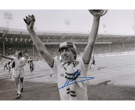 Football Autographed Geoff Pike 12 X 8 Photo : B/W, Depicting West Ham United Midfielder Geoff Pike Celebrating In Front Of P