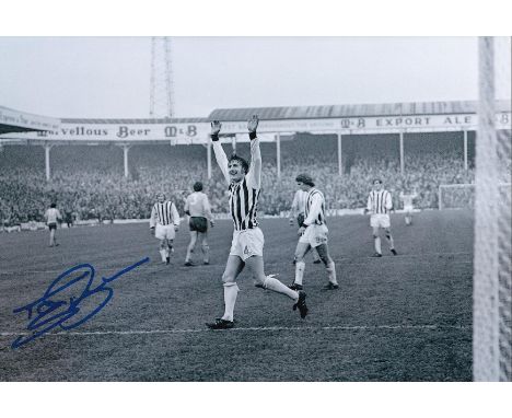 Football Autographed Tony Brown 12 X 8 Photo : B/W, Depicting Tony Brown Celebrating After Scoring In West Bromwich Albion's 