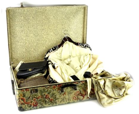 Ladies clothing, handbags, etc., to include a Bally black leather shoulder bag, various other shoulder bags, ladies blazers, 
