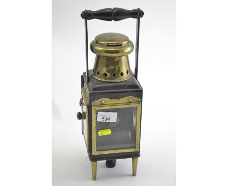 Vintage black and brass oil lamp 11 x 11cm H35cm 