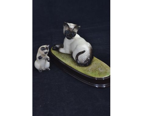 Beswick Siamese cat, w29cm x d19cm x h14cm, & a Goebel Siamese kitten 