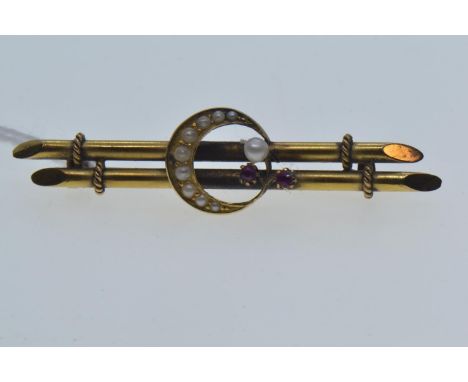 9ct gold, ruby & seed pearl brooch, length 49mm, 3.1 grams 