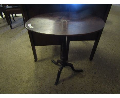 MAHOGANY OVAL PEDESTAL TABLE RAISED ON RING TURNED SUPPORT WITH TRIPOD BASE, 61.5CM WIDE   