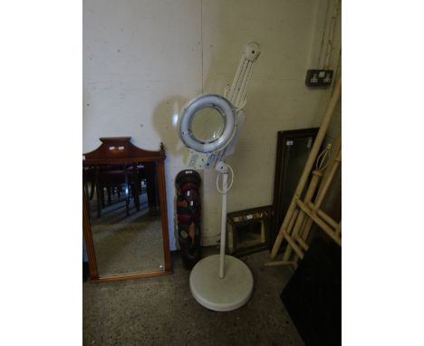 GOOD QUALITY ANGLE POISE WORK LIGHT WITH MAGNIFICATION   