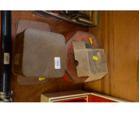 A quantity of magic lantern slides