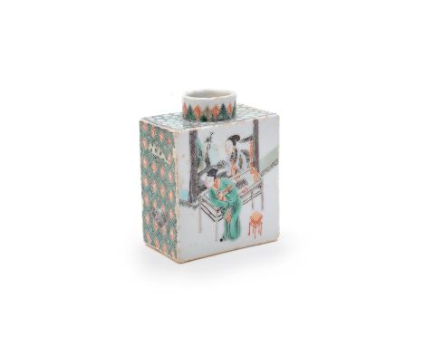 A Chinese famille verte tea caddy, Kangxi, 12cm high清康熙 五彩西厢记人物故事图茶叶罐Condition Report: Nibbles and several chips to the extri