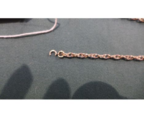 Prince of Wales link chain hallmark (9gms)