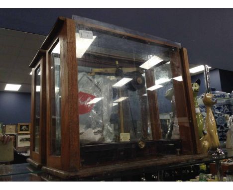 CASED SET OF SCALES