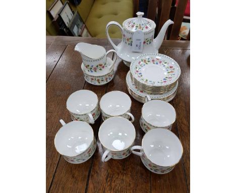 PARAGON 'ANASTASIA' TEA SERVICEcomprising a teapot, sugar and cream, also six cups, saucers and side plates